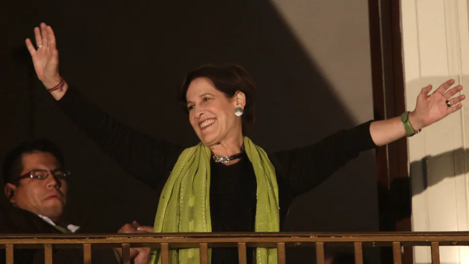 Leftist villaran leads elections for Lima mayor