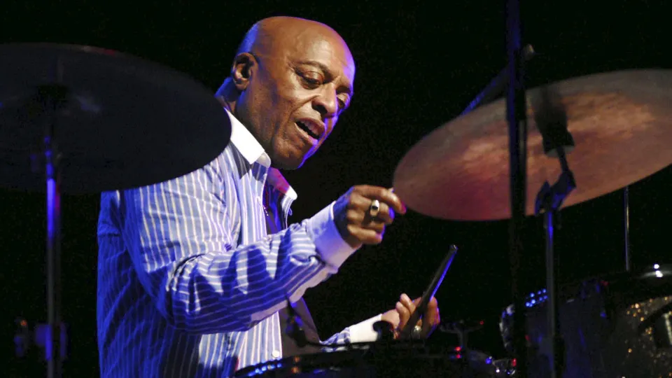 Morreu baterista Roy Haynes, músico de gerações do jazz