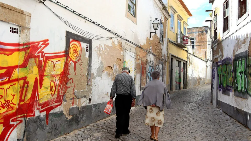 Complemento solidário para idosos aumenta a partir de janeiro de 2025