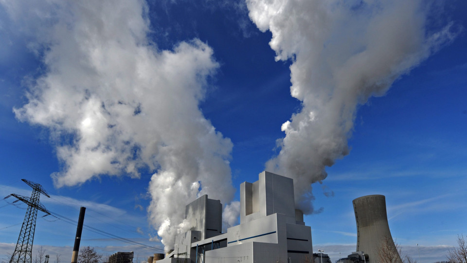 Emissões de gases com efeito de estufa na UE recuam 8,7% em 2019