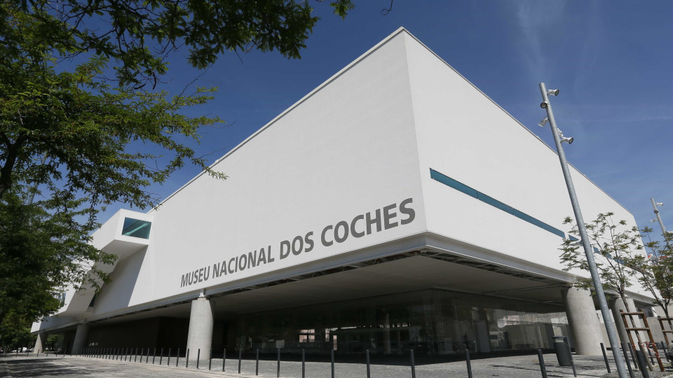 Museu dos Coches recebeu quase 20 mil visitas nos primeiros dias