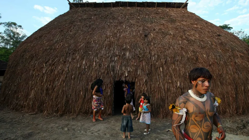 Indígenas protestam contra projeto de lei para mineração das suas terras
