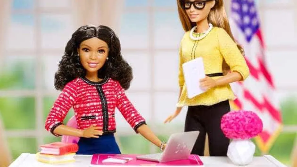 Barbie presidente e 'vice' mostram como raparigas podem governar