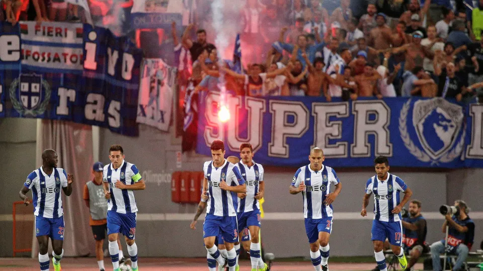 Venham os milhões. FC Porto vence em Roma e está na Liga dos Campeões