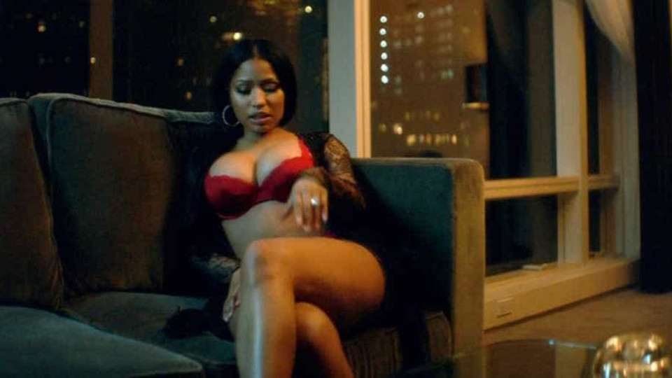 Nicki Minaj esbanja sensualidade em novo videoclipe