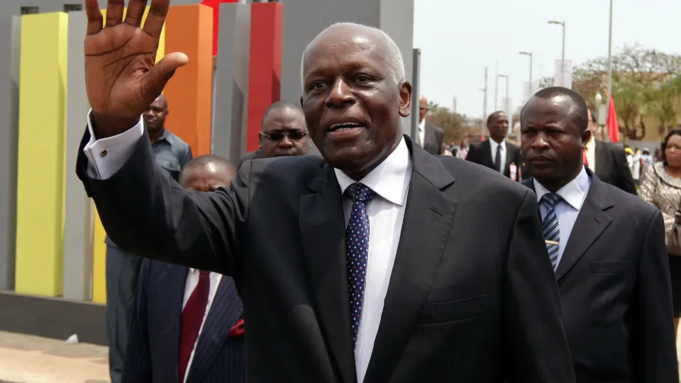 José Eduardo dos Santos. Funeral em Angola impediria filhos de comparecer