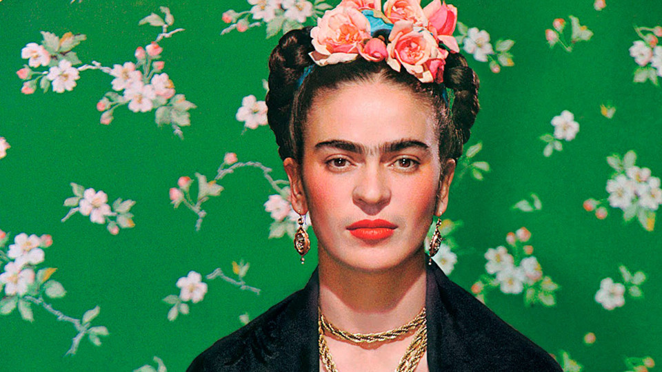 O guarda-roupas secreto de Frida Kahlo que ficou 50 anos fechado