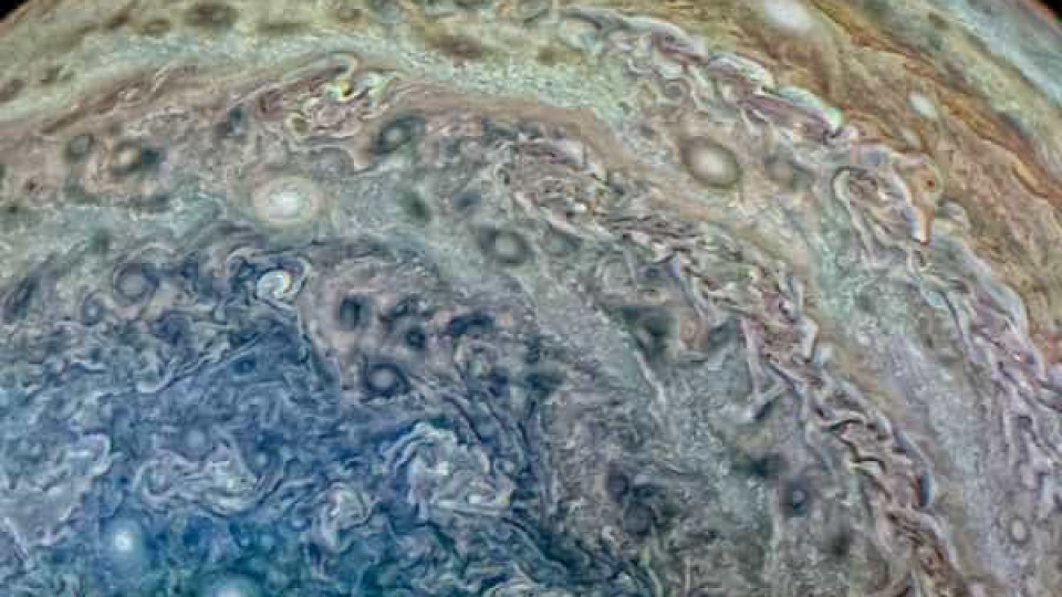 A NASA partilhou novas (e impressionantes) imagens de Júpiter