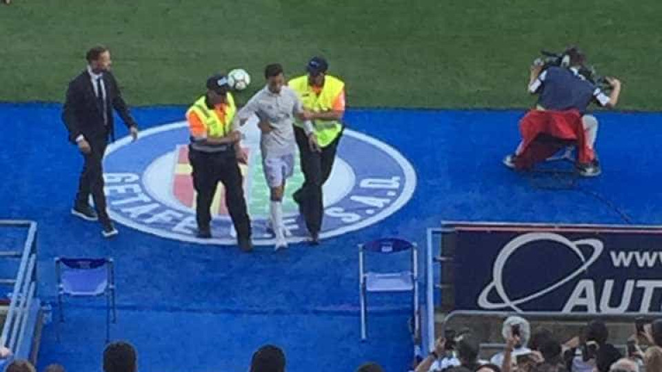 'Falso' Cristiano Ronaldo foi detido no Real Madrid-Getafe
