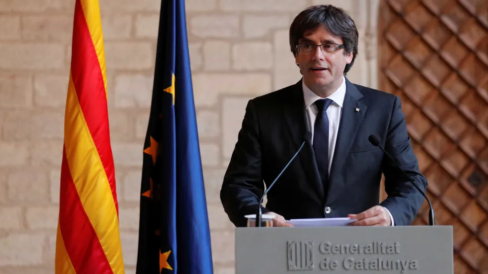 Puigdemont vai liderar lista eleitoral "Juntos pela Catalunha"