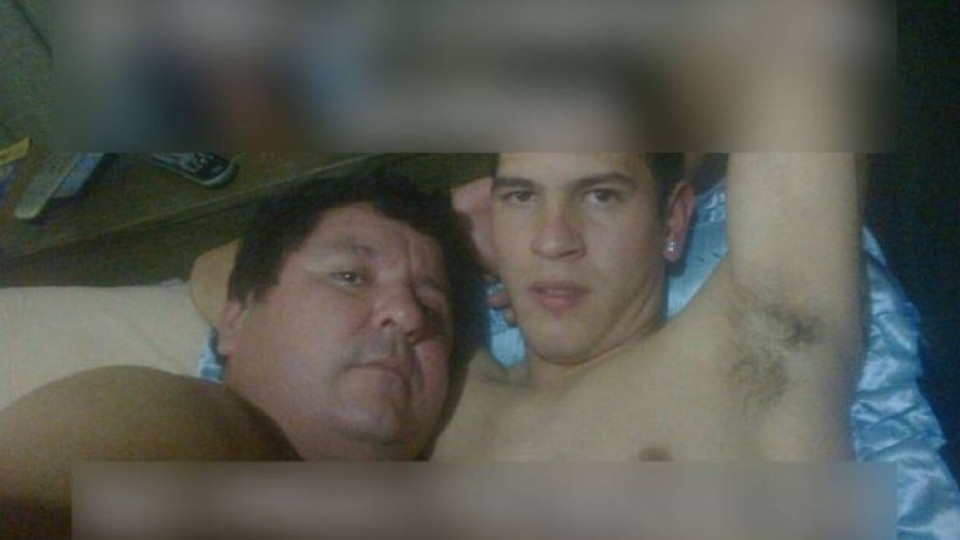 Fotos íntimas de presidente com jogador do clube escandalizam Paraguai