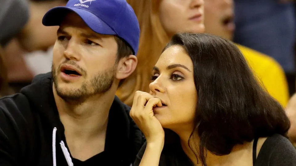 Mila Kunis e Ashton Kutcher causam polémica na internet