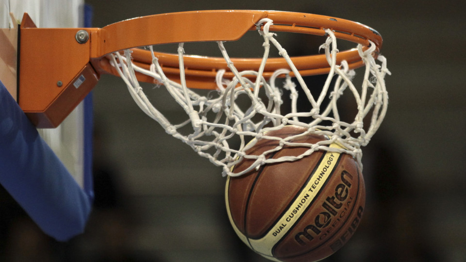 Covid-19: Euroliga de basquetebol 2019/20 cancelada