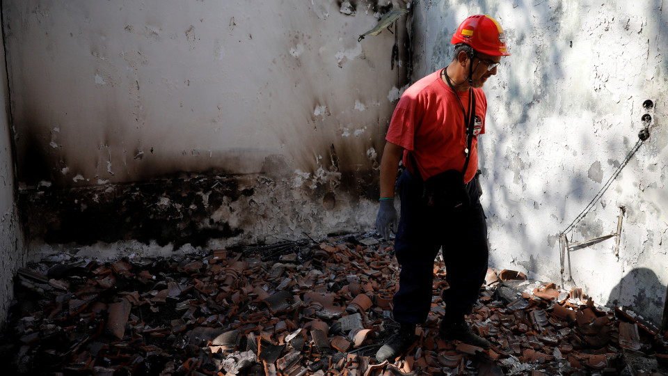 Balanço de mortos nos incêndios na Grécia sobe para 93