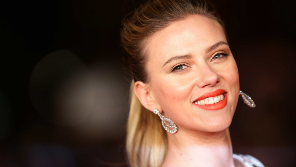 Scarlett Johansson lidera lista de atrizes mais bem pagas do mundo
