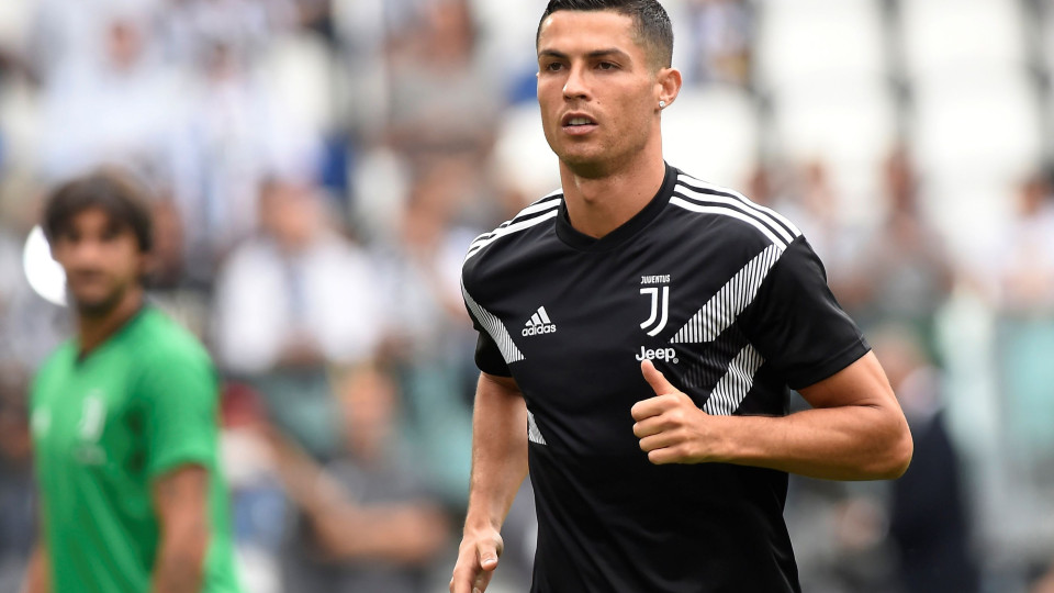 Cristiano Ronaldo vai marcar presença na gala da FIFA