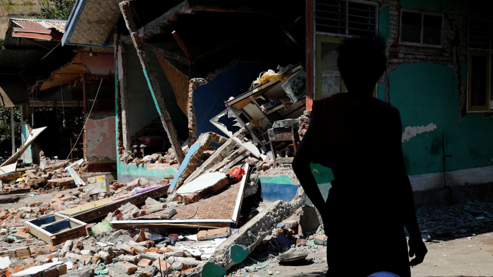 Indonésia suspende buscas de desaparecidos no sismo de setembro