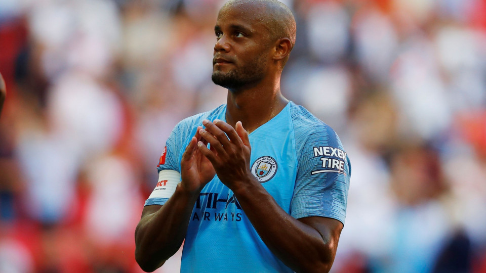 De refugiado a autarca histórico, eis o orgulho de Vincent Kompany