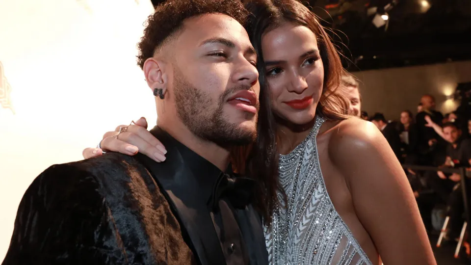 Bruna Marquezine superou a depressão com ajuda de Neymar