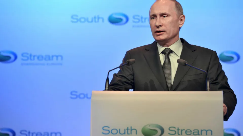 Putin manifesta apoio a Lukashenko para uma reforma Constitucional