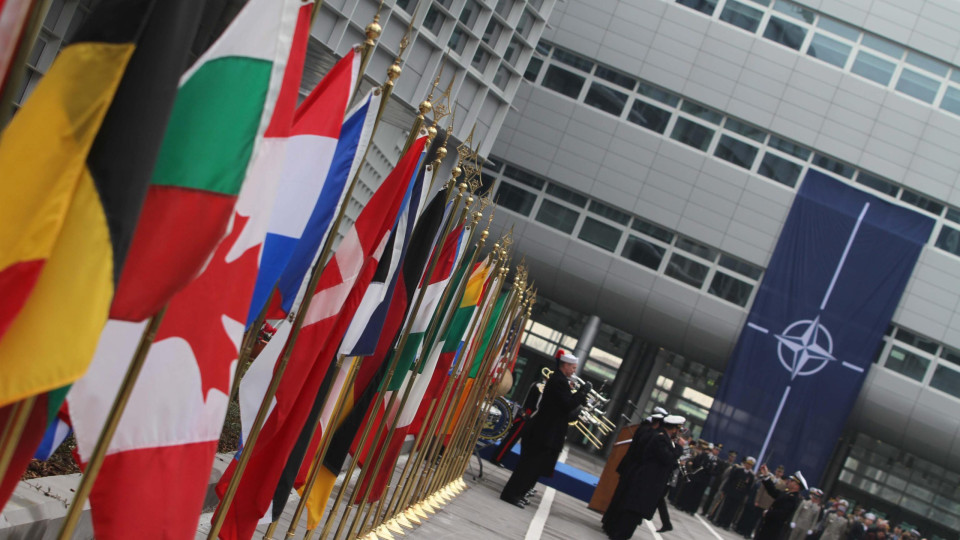 Parlamento saúda 69 anos da NATO com votos contra 
