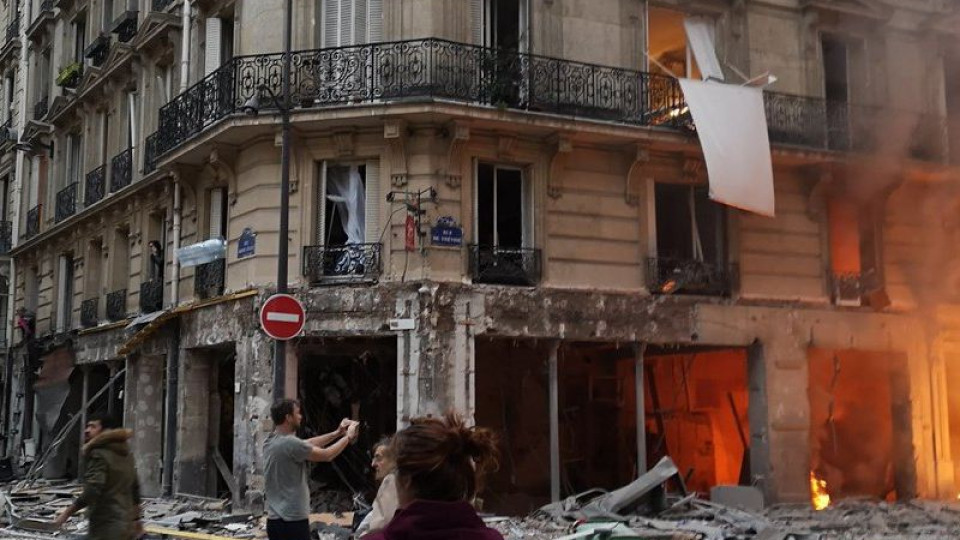 Explosão registada numa padaria de Paris. Há pelo menos 20 feridos