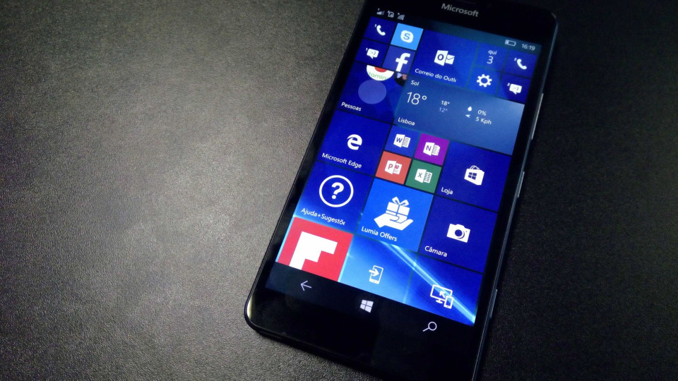 Microsoft anuncia fim do Windows 10 Mobile