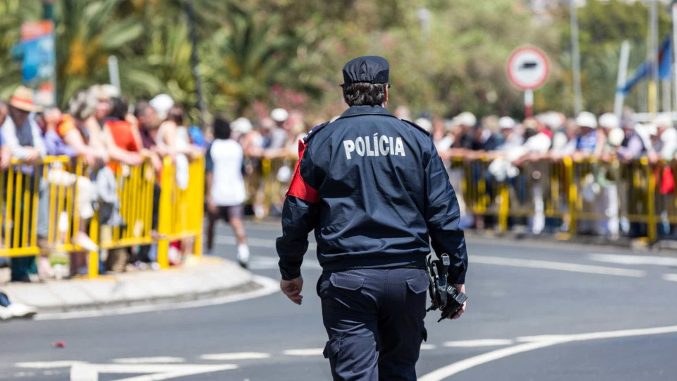 Vigilante fez-se passar por polícia em Espinho