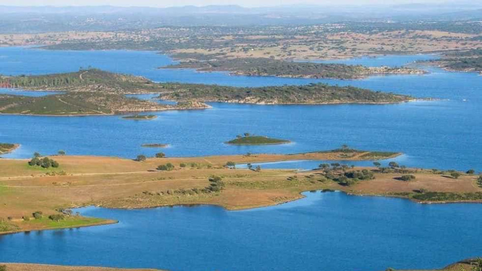 Terceira praia fluvial do Alqueva "nasce" este ano no concelho de Portel