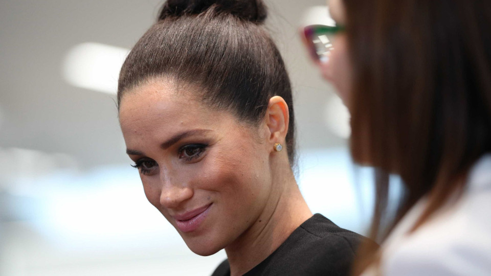 Meghan Markle quer criar bebé sem estereótipos de género? Palácio nega