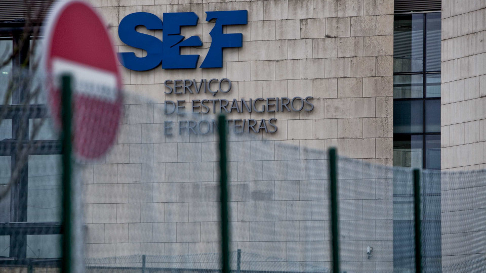 SEF detém empresários de futebol por tráfico de seres humanos