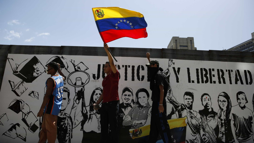 Venezuela: Número de presos políticos desceu numa semana de 911 para 866