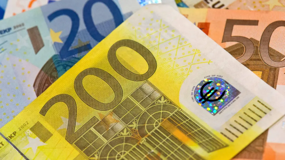 Comissão de proteção pagou mais de 95 mil euros a vítimas de violência doméstica em 2012