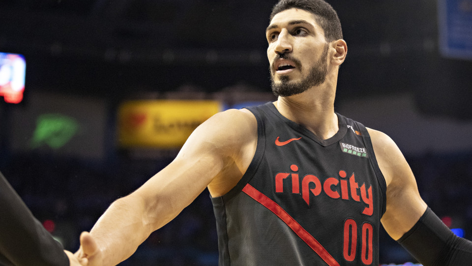 TV turca não transmite final de conferência da NBA por causa de Kanter