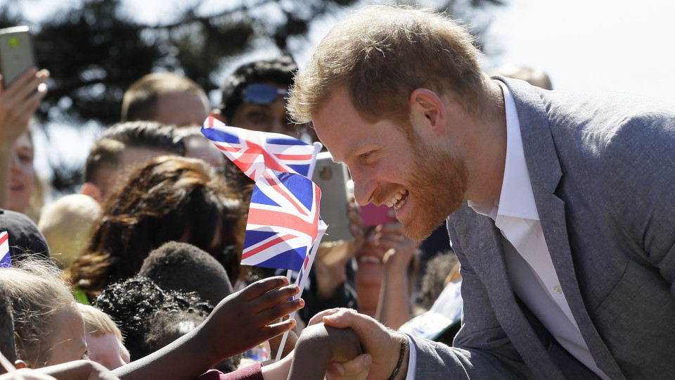 Príncipe Harry fala de Meghan Markle... e das horas sem dormir