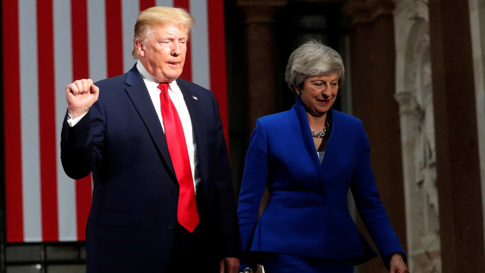 Trump promete "acordo fenomenal" com Reino Unido após o Brexit