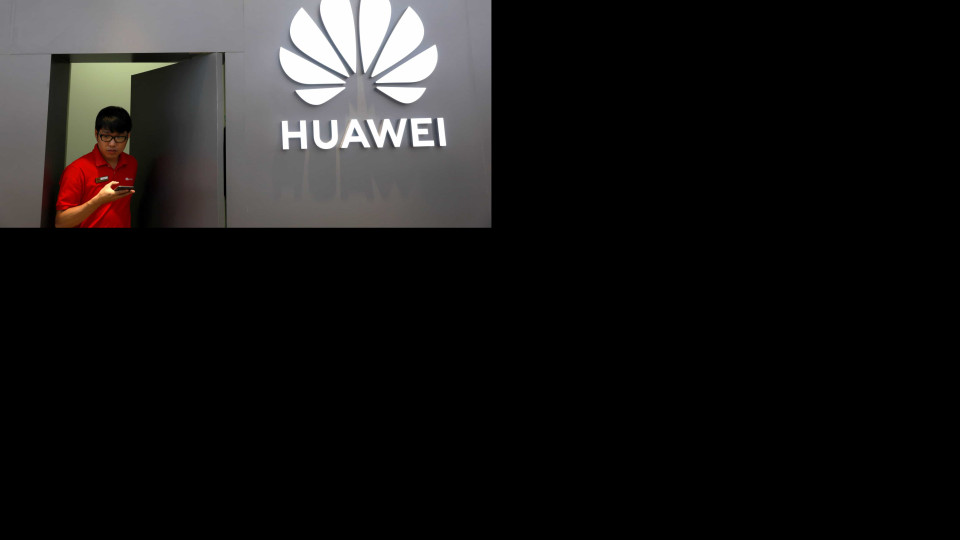 Huawei: "Uma coisa é certa, vamos sair disto vivos"