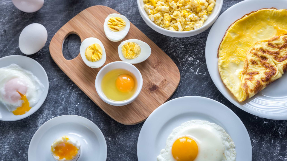 Comer ovo antes de ir dormir? Conheça todos os benefícios surpreendentes