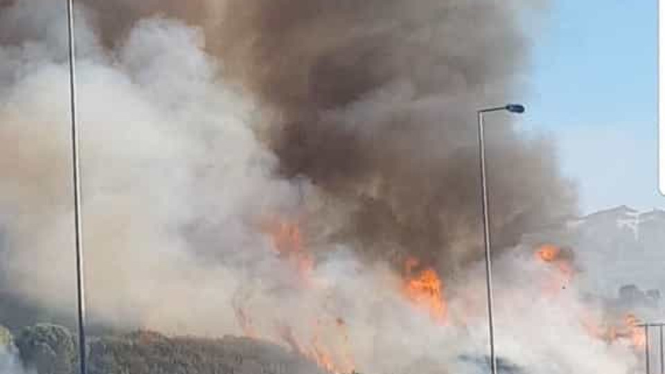 Incêndio em Odivelas. Casas evacuadas por precaução