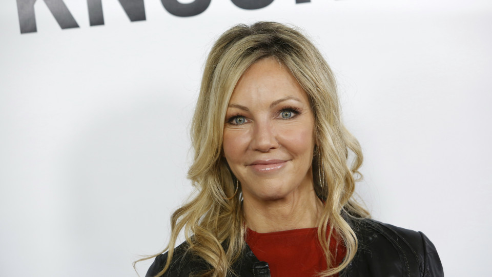 Heather Locklear quebra silêncio após ser condenada a internamento