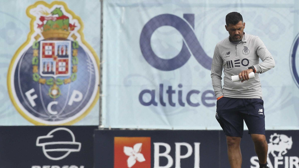 Sérgio Conceição ainda com três 'dores de cabeça' para o Clássico