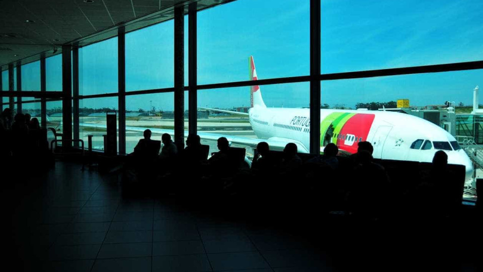 Avião da TAP regressa a Lisboa após declarar "urgência" no ar