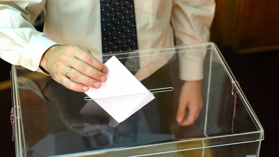 Mais de 15.700 eleitores inscreveram-se num só dia para voto antecipado