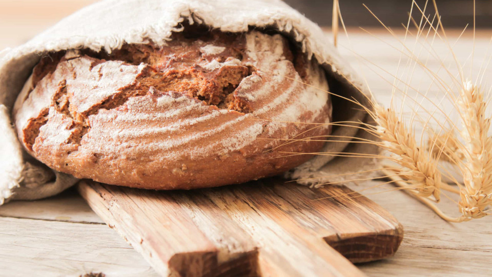 Pão: Guardar na despensa ou no frigorífico? Eis a questão