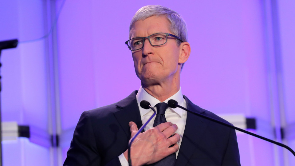 "Todos deviam aprender a programar", considera Tim Cook