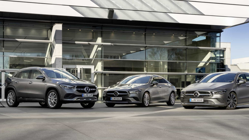 Mercedes CLA e GLA terão direito a versões híbridas