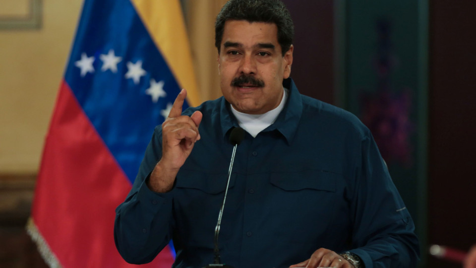 Venezuela suspende voos da Europa e declara emergência preventiva