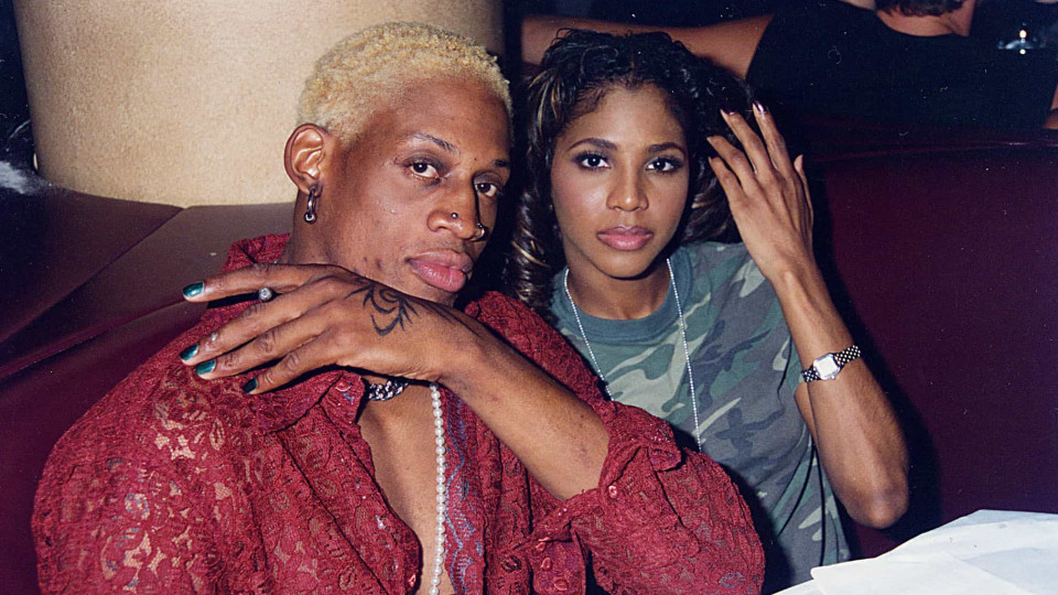 Toni Braxton coloca ponto final nos rumores de romance com Dennis Rodman