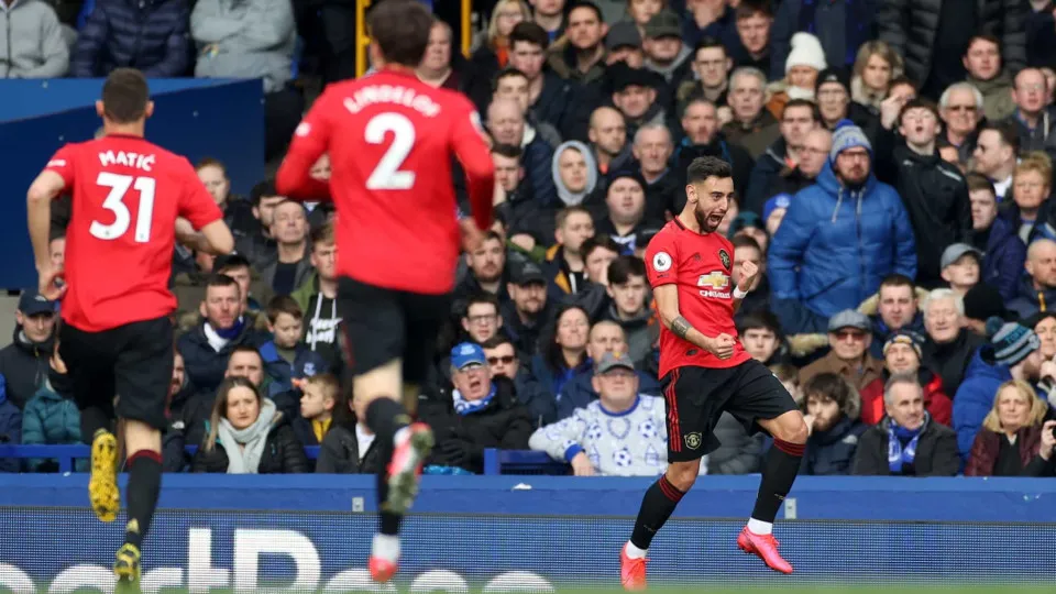 O gesto de Bruno Fernandes e companhia que serve de exemplo em Inglaterra