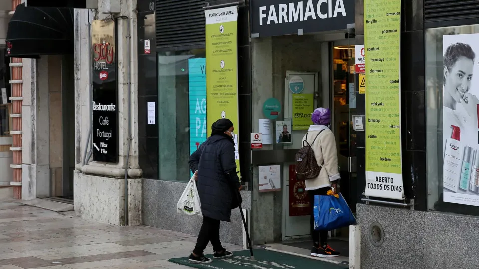 Covid-19. Há 28.132 infetados (mais 219) e 1.175 mortes (mais 12)